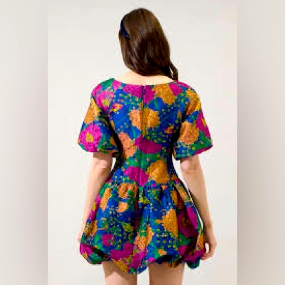 NWT SugarLips,Runway 2024/2025,Iriana Jacquard Floral Elisah Bubble Dress,Size M - Picture 4 of 6